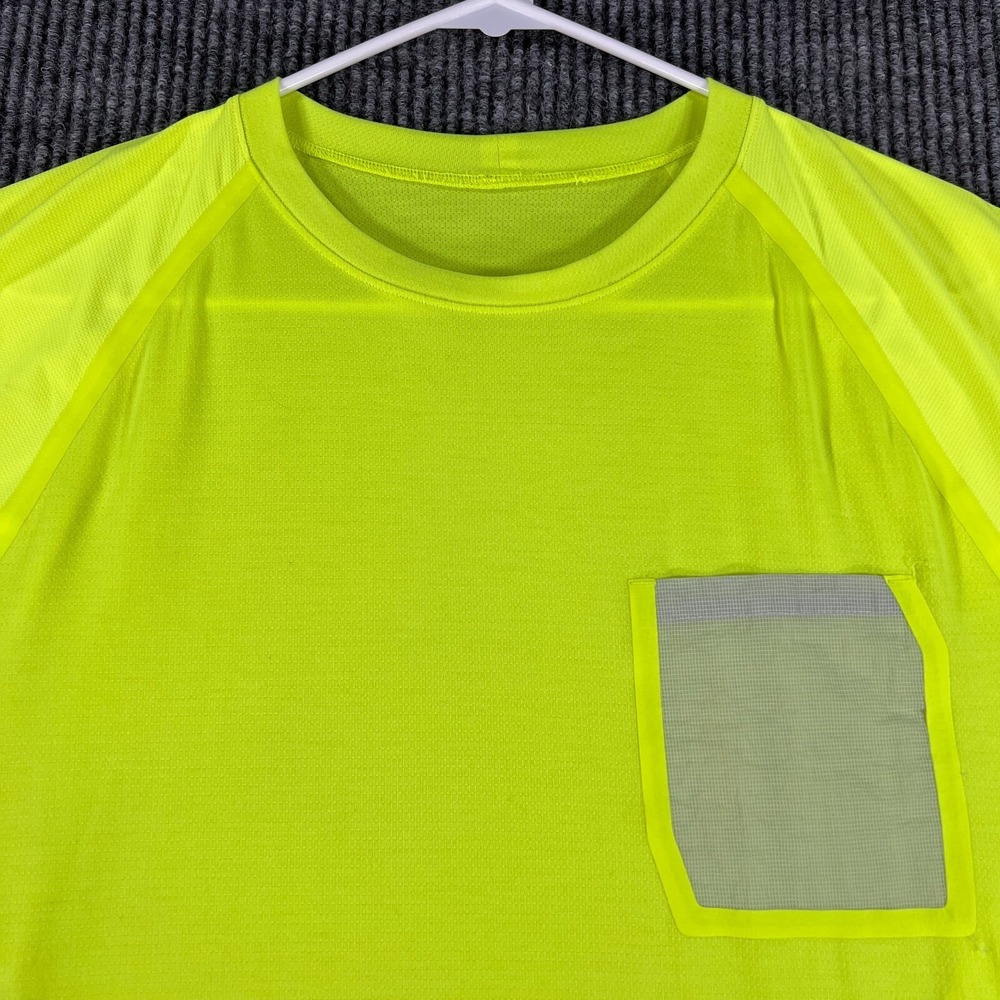Lululemon Shirt Mens Large‎ Neon Yellow Short Sleeve Activewear Casual Gym Light
